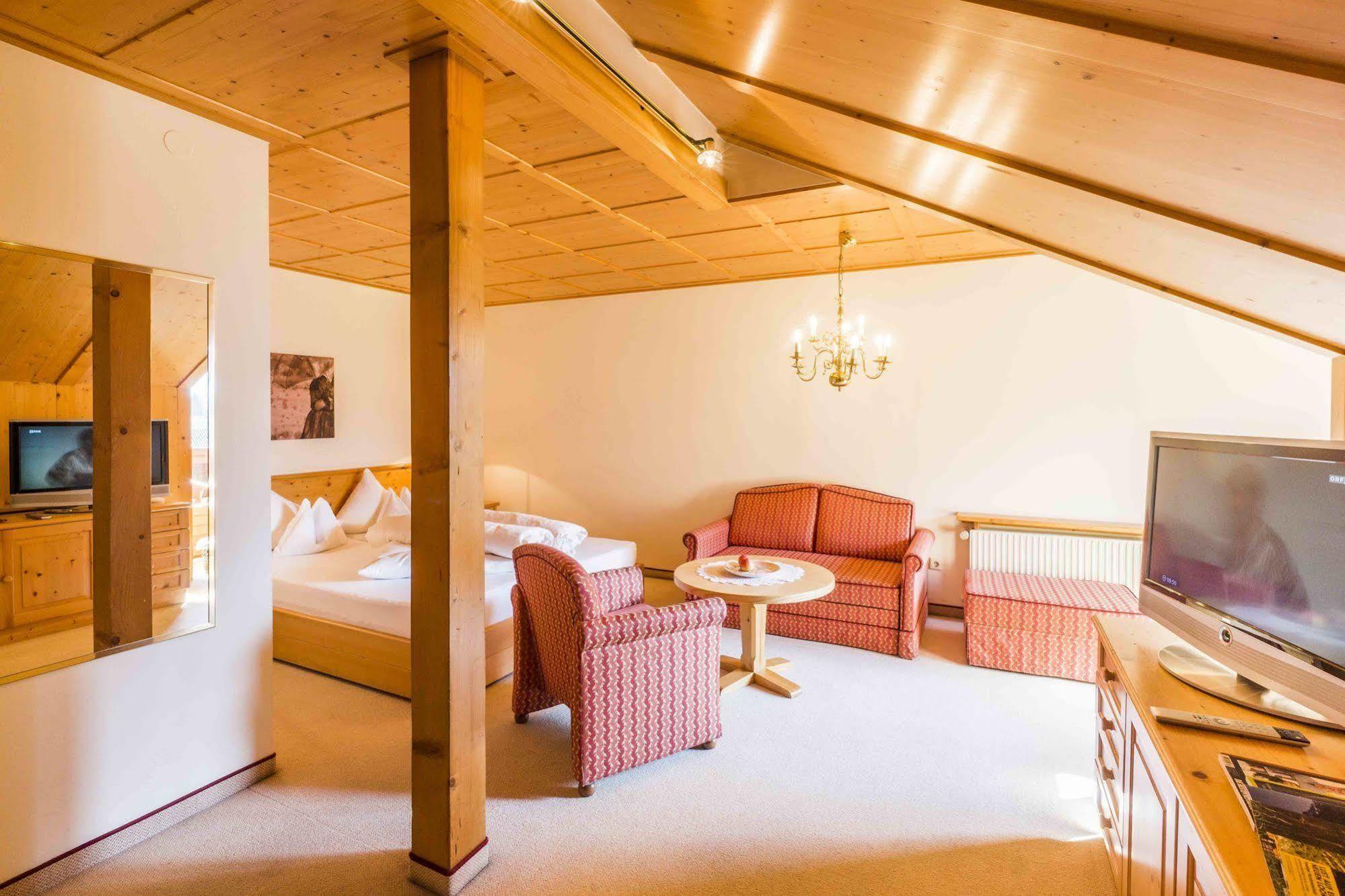 Hotel Montafoner Hof Schruns Dış mekan fotoğraf